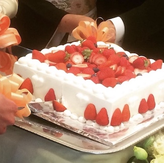 四季彩一力 ブラッサムガーデンのウエディングケーキイメージ